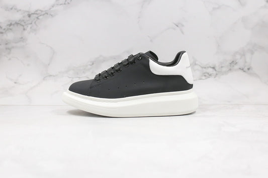 ALEXANDER MCQUEEN OVERSIZED SNEAKER