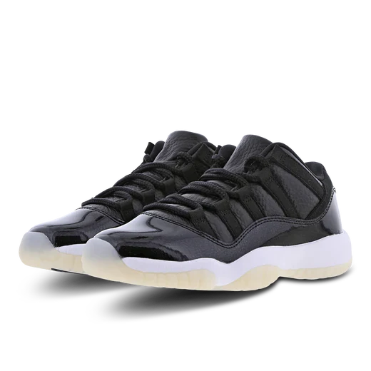 Jordan 11 low black