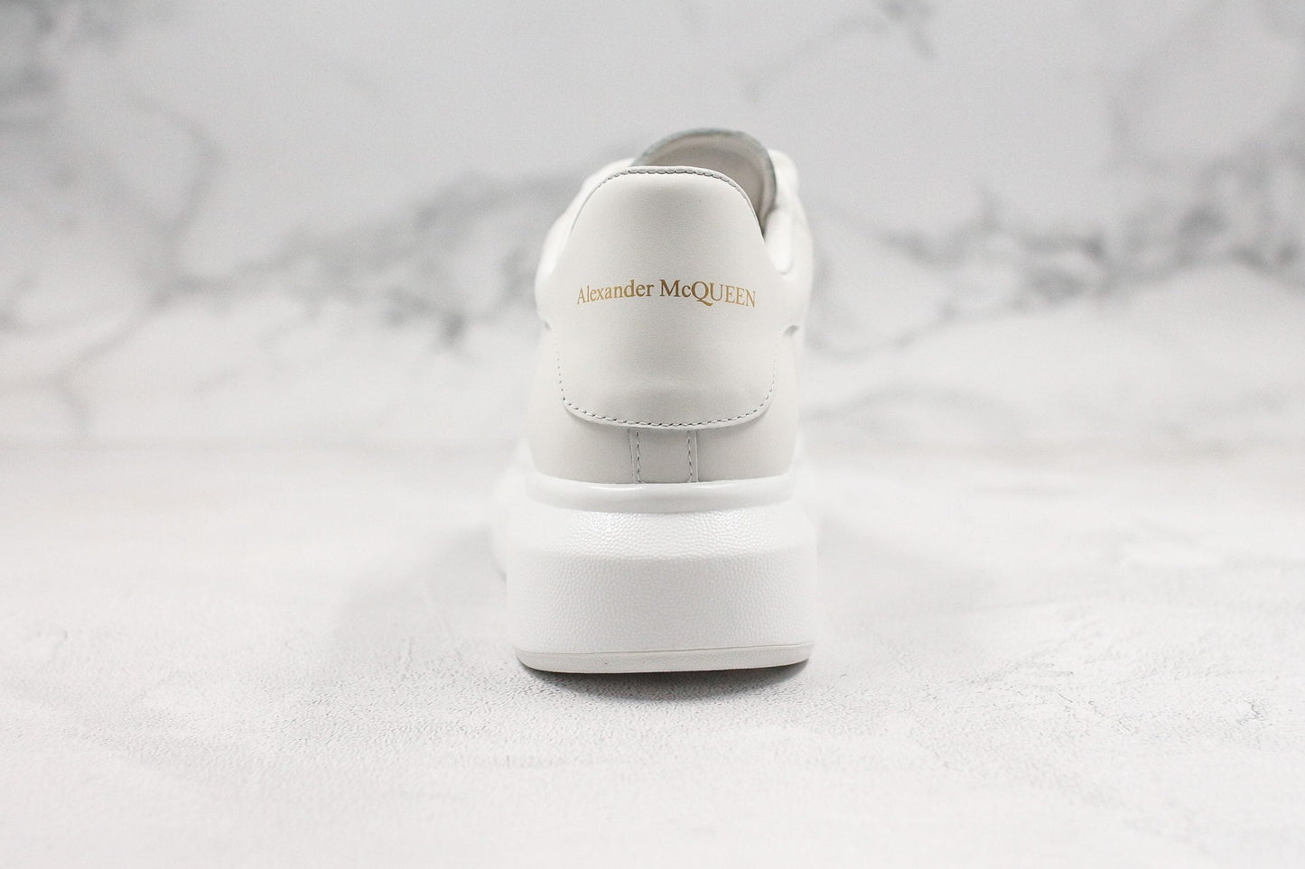 ALEXANDER MCQUEEN OVERSIZED SNEAKER