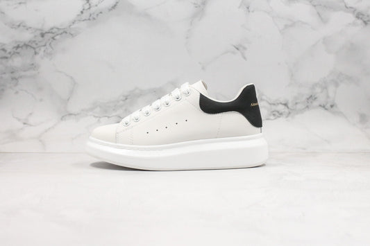 ALEXANDER MCQUEEN OVERSIZED SNEAKER