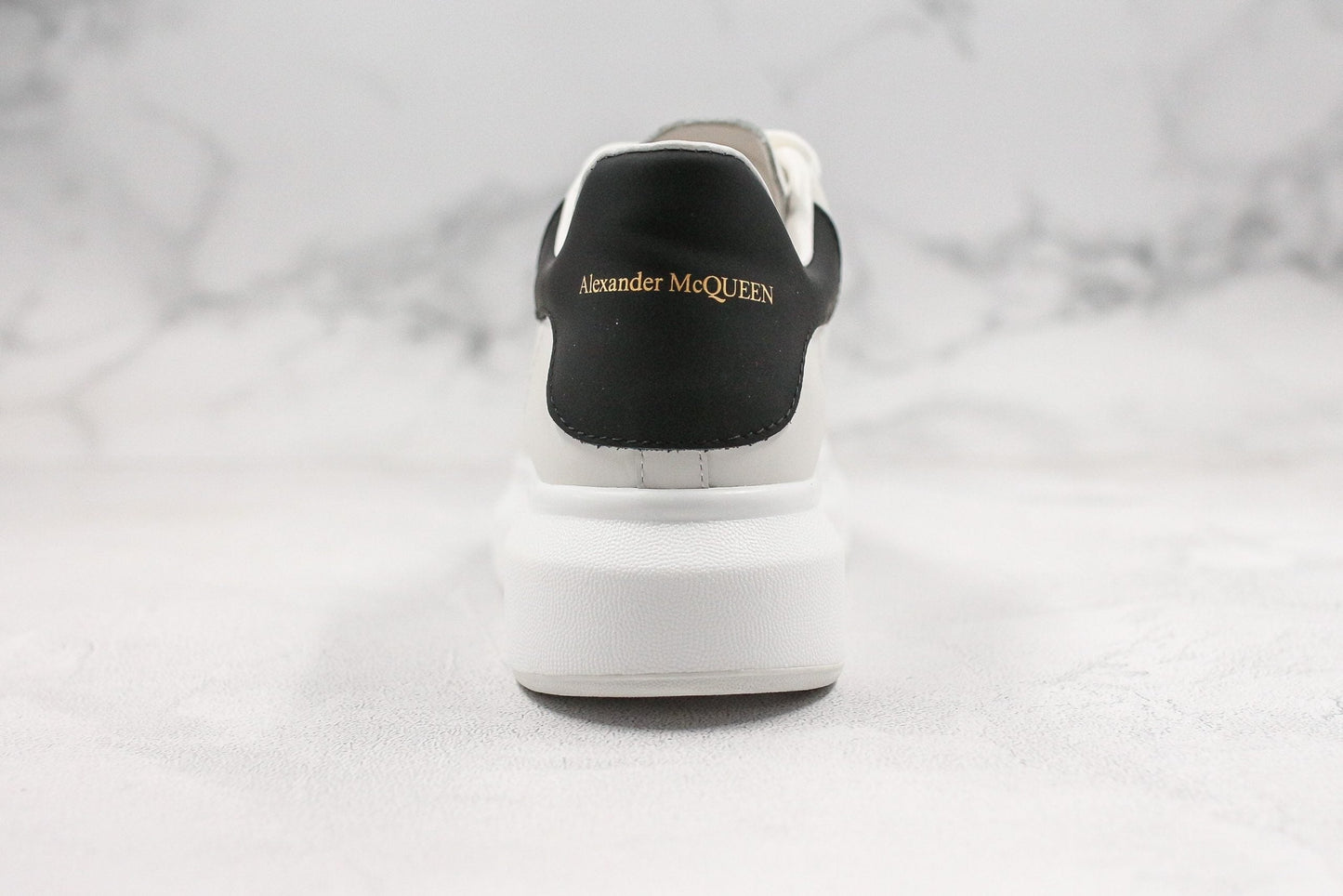 ALEXANDER MCQUEEN OVERSIZED SNEAKER