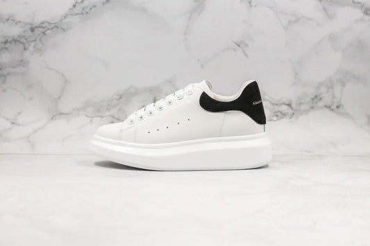 ALEXANDER MCQUEEN OVERSIZED SNEAKER