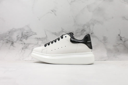 ALEXANDER MCQUEEN OVERSIZED SNEAKER