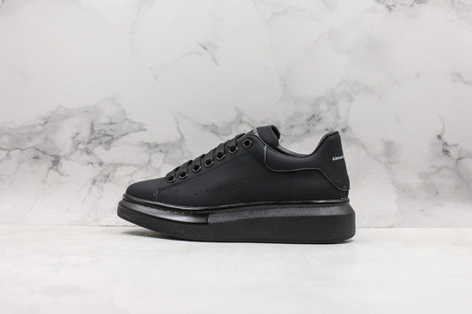 ALEXANDER MCQUEEN OVERSIZED SNEAKER