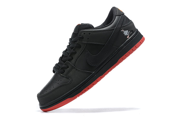 Nike SB Dunk Low “Black Pigeon”