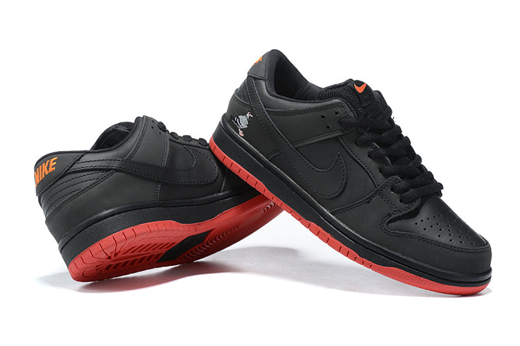 Nike SB Dunk Low “Black Pigeon”