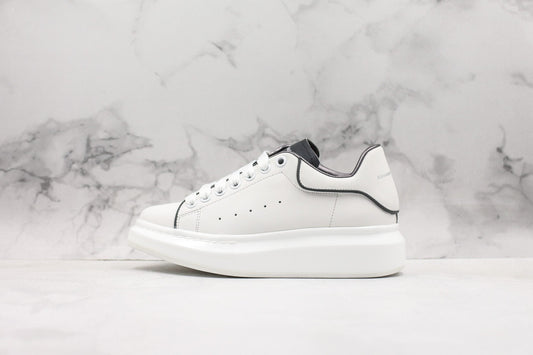 ALEXANDER MCQUEEN OVERSIZED SNEAKER