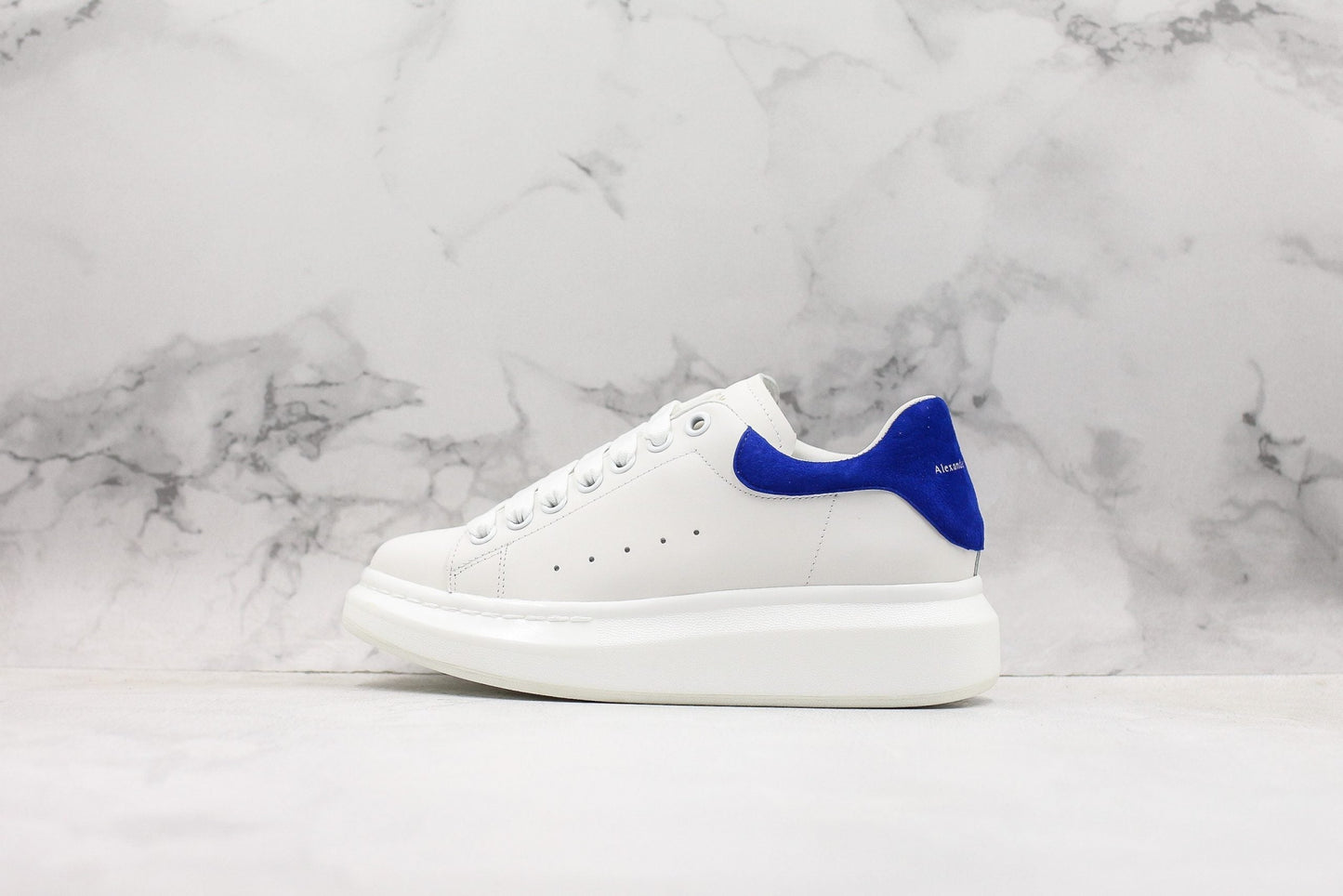 ALEXANDER MCQUEEN OVERSIZED SNEAKER