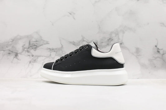 ALEXANDER MCQUEEN OVERSIZED SNEAKER