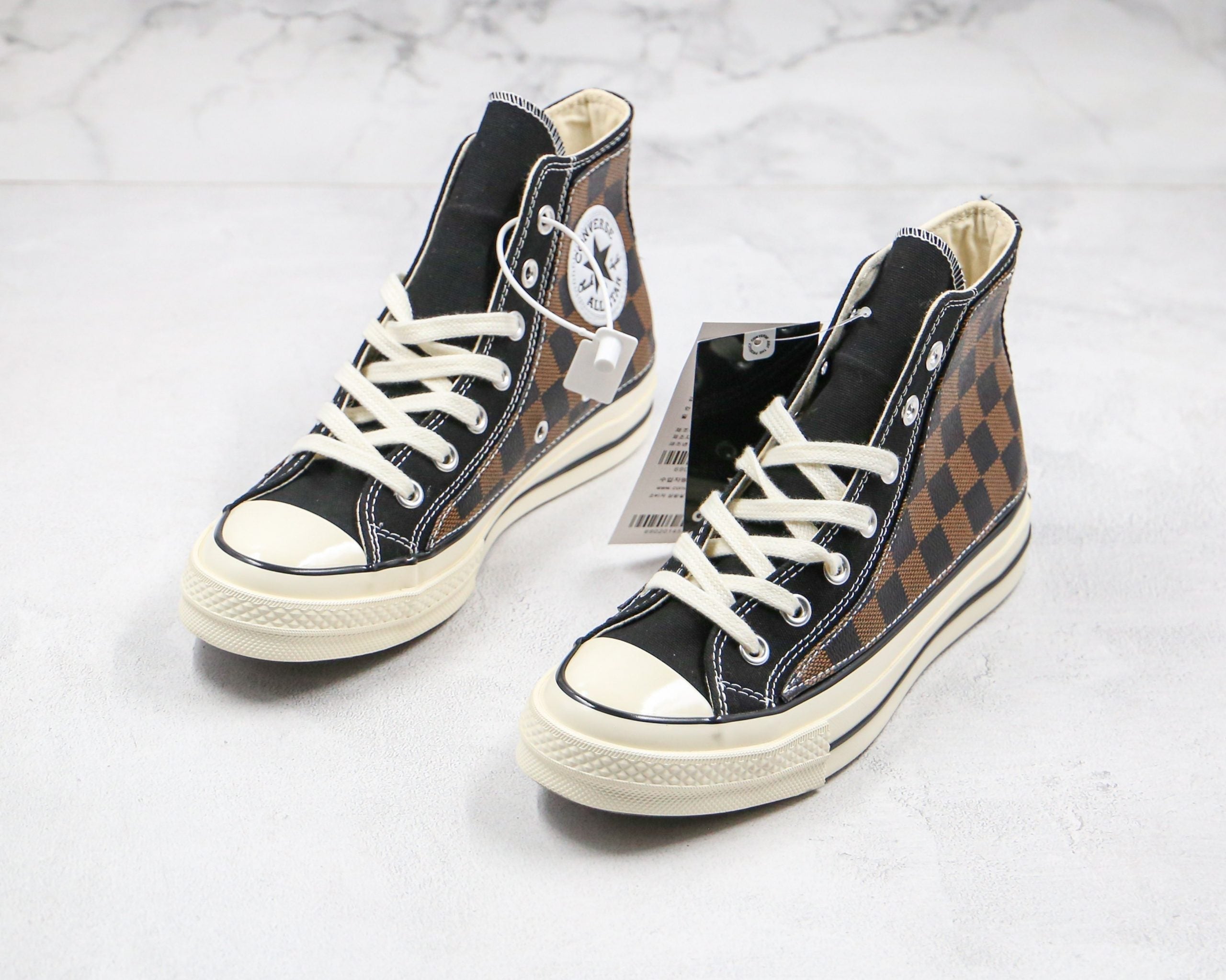 Louis vuitton x converse online