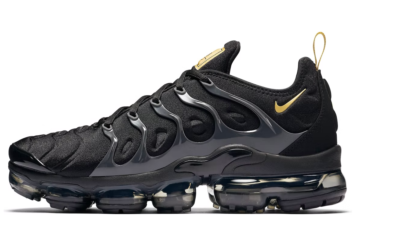 Nike Air VaporMax Plus Black Metallic Gold