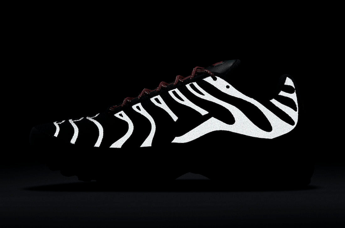 Nike Air Max Plus “Black Reflective”