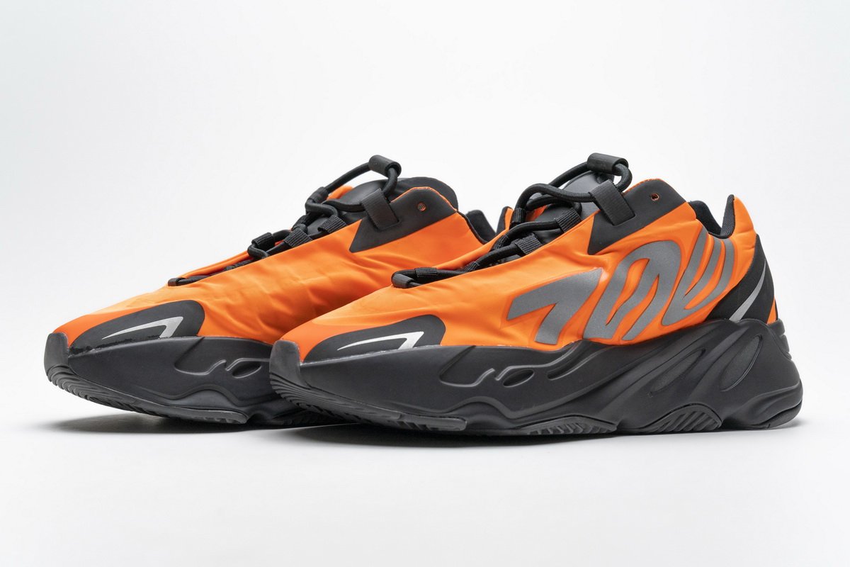 ADIDAS YEEZY BOOST 700 MNVN "ORANGE"